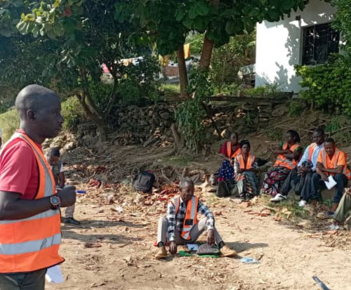 Involving the whole community in fish conservation in Malawi