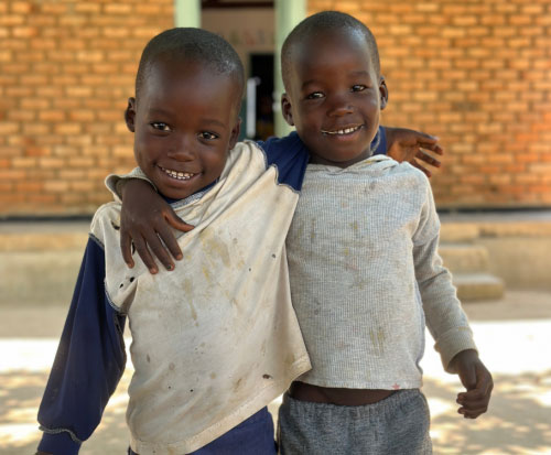 Twin brothers are best friends
