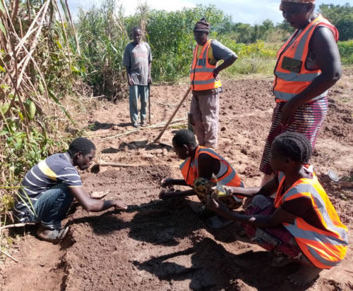 Beach Village Committees learning to grow vegetables