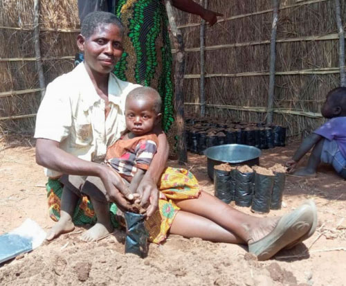 Veronica is planting trees to fight against deforestation in Malawi
