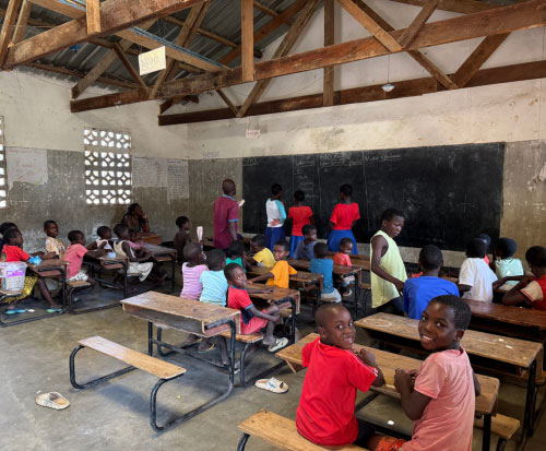 Children having fun learning phonics in Malawi