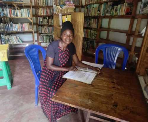 Agnes learning how the library runs