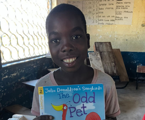 Pemphero loves to read